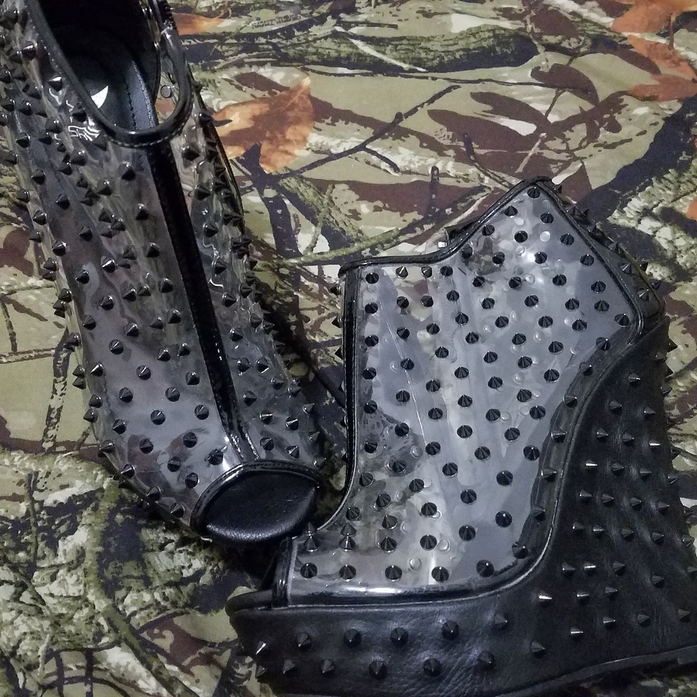 Spikey Wedges